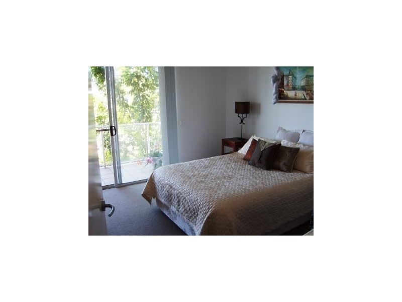 14/98 University Drive, Varsity Lakes QLD 4227