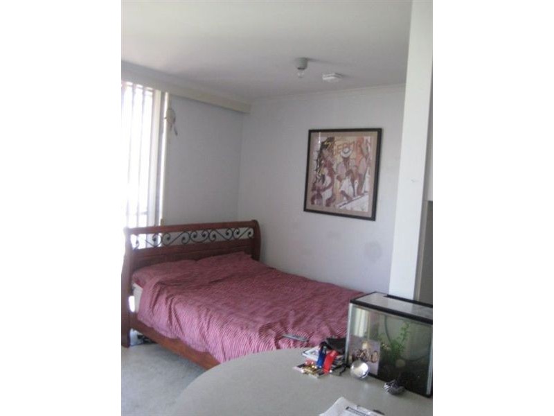 17/15 Weemala Street,, Chevron Island QLD 4217