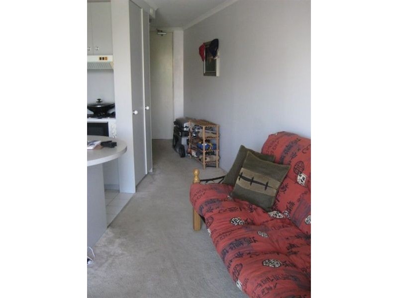 17/15 Weemala Street,, Chevron Island QLD 4217
