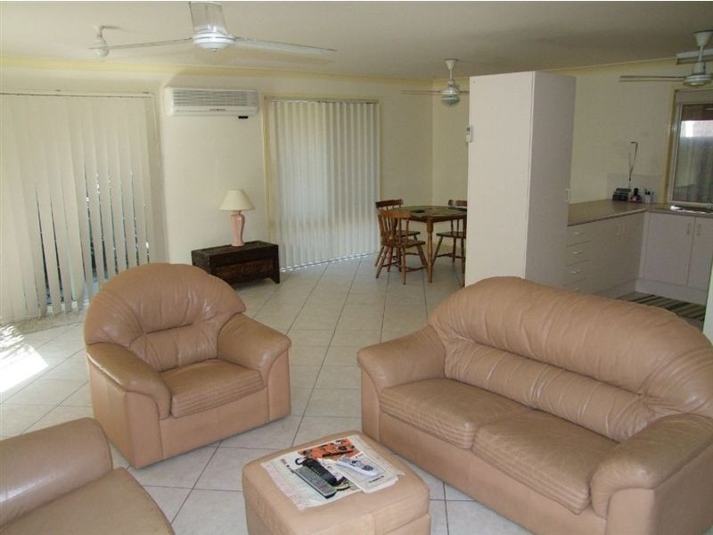 15 Sonama Court, Burleigh Waters QLD 4220