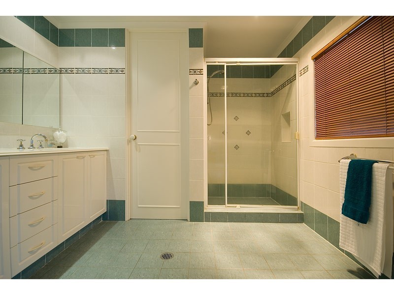 333 Monaco Street, Broadbeach Waters QLD 4218