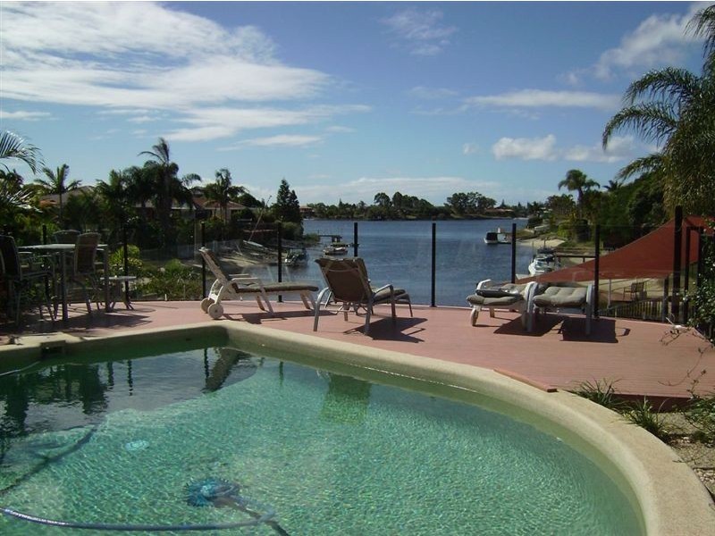 370 Rio Vista Boulevard, Mermaid Waters QLD 4218