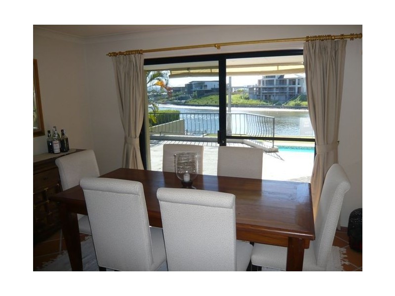 36 River Crescent, Broadbeach Waters QLD 4218