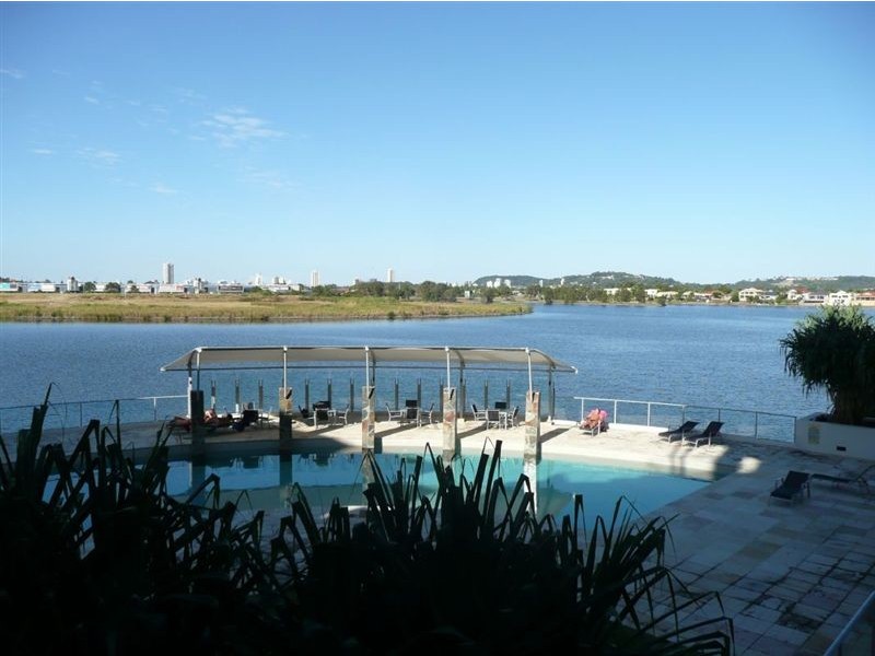 16/255 Varsity Parade, Varsity Lakes QLD 4227