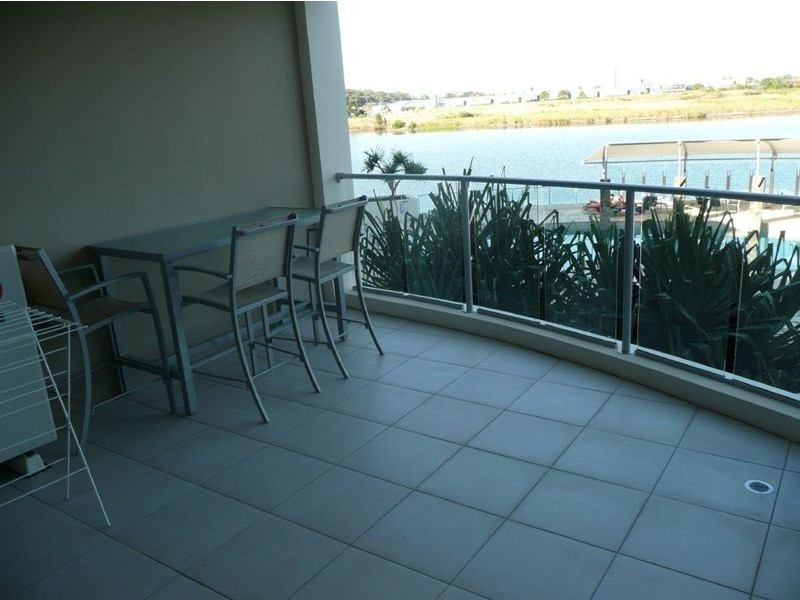 16/255 Varsity Parade, Varsity Lakes QLD 4227