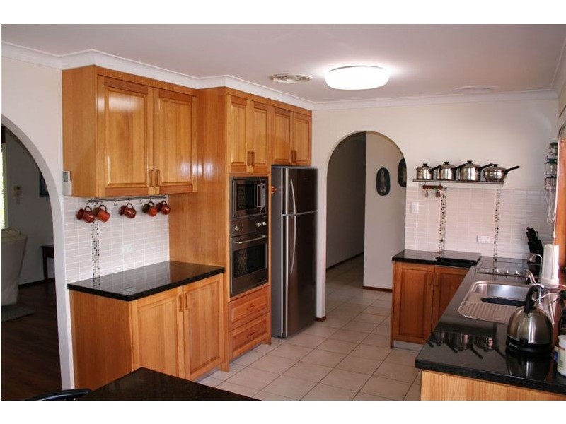 4 Jib Court, Mermaid Waters QLD 4218