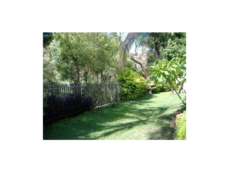 10 Sacha Place, Carrara QLD 4211