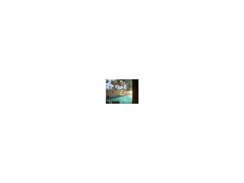 32 Claymore Crescent, Bundall QLD 4217