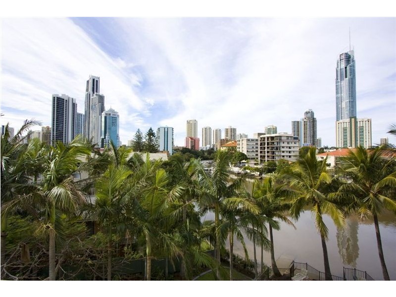 301/21 Peninsular Drive, Surfers Paradise QLD 4217