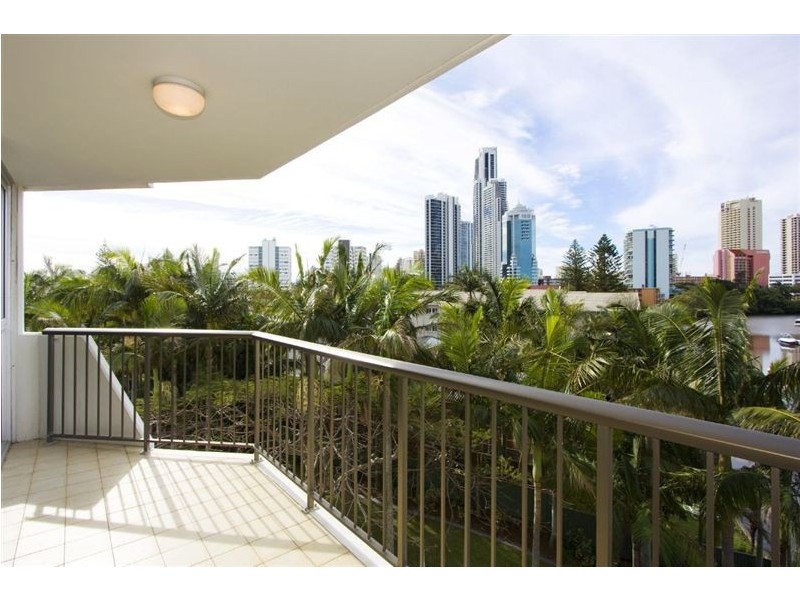 301/21 Peninsular Drive, Surfers Paradise QLD 4217