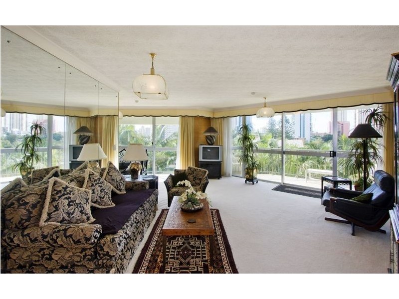 301/21 Peninsular Drive, Surfers Paradise QLD 4217