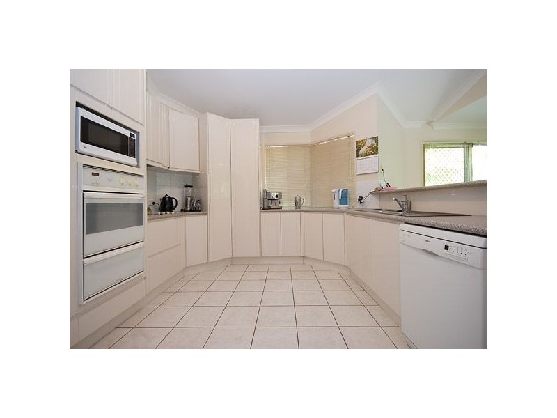 30 Clipper  Boulevard, Clear Island Waters QLD 4226