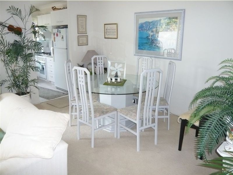 11/173 Barrier Reef Drive, Mermaid Waters QLD 4218