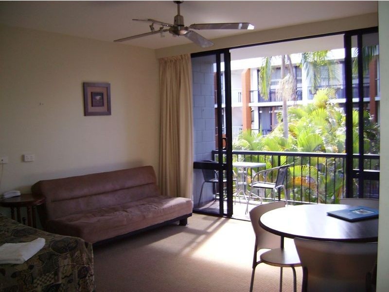 32/2877 Gold Coast Highway, Surfers Paradise QLD 4217