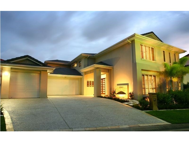 7/40 Cotlew Street East, Southport QLD 4215