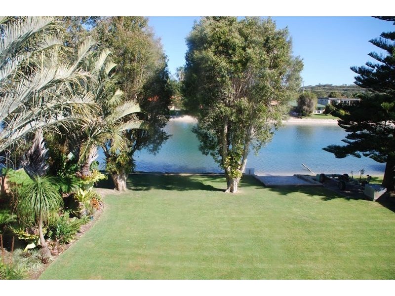 36 Parnki Parade, Palm Beach QLD 4221