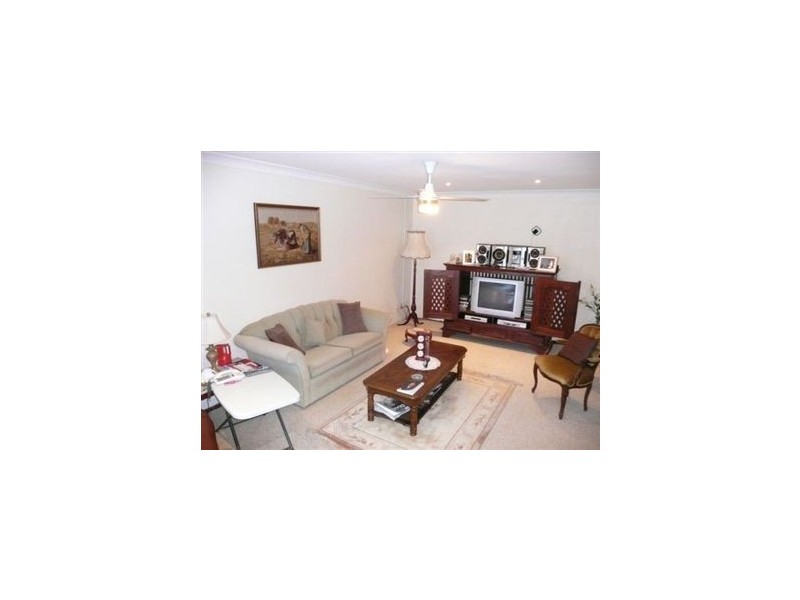 2/19 Doggett Drive, Miami QLD 4220