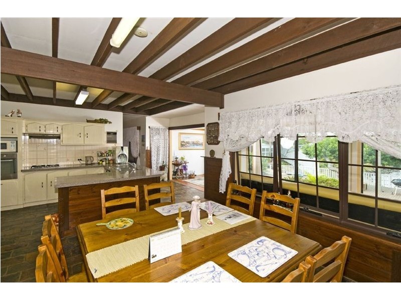 2 Wanneroo Court, Mermaid Waters QLD 4218