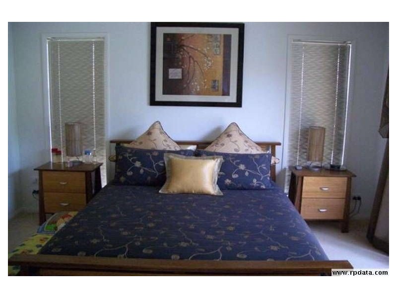 1/74 Heeb Street, Benowa QLD 4217