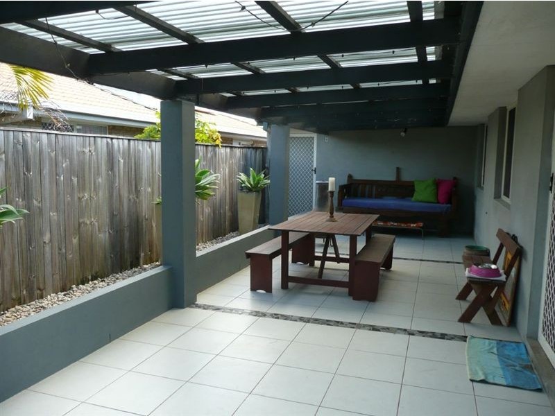 25 Ballerina Street, Burleigh Waters QLD 4220