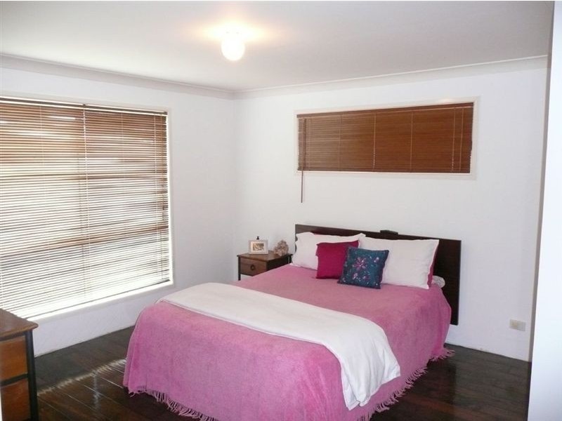 25 Ballerina Street, Burleigh Waters QLD 4220