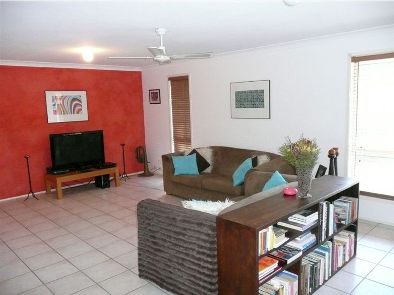 25 Ballerina Street, Burleigh Waters QLD 4220