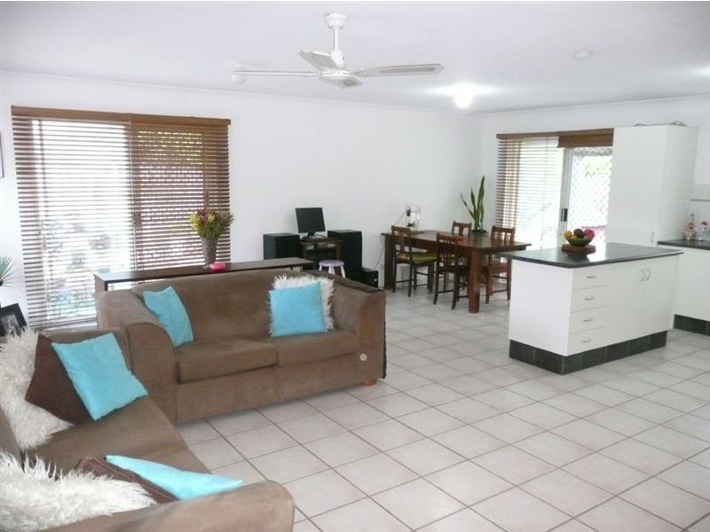 25 Ballerina Street, Burleigh Waters QLD 4220