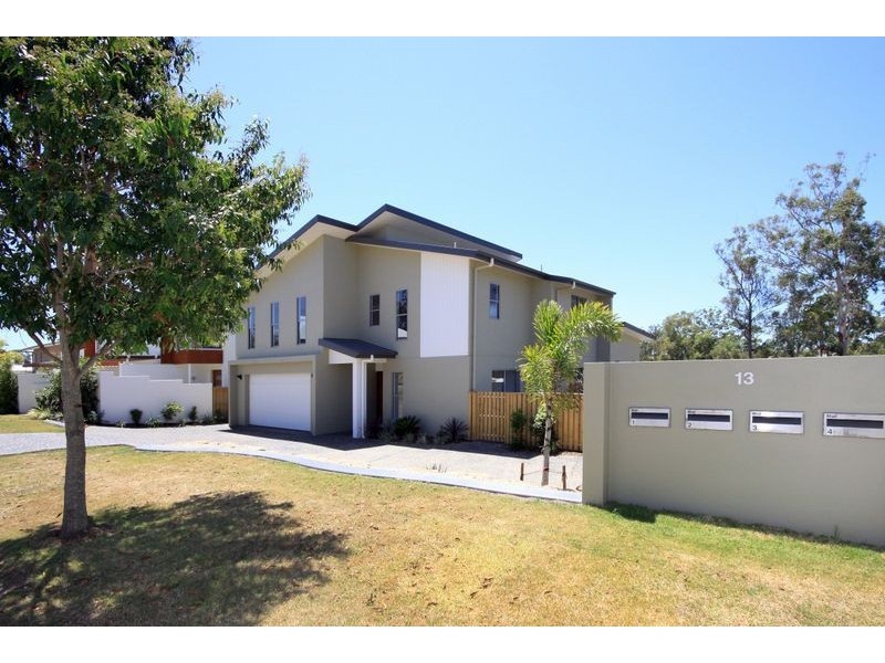 1/13 Andromeda Parade, Robina QLD 4226
