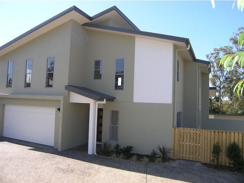 1/13 Andromeda Parade, Robina QLD 4226