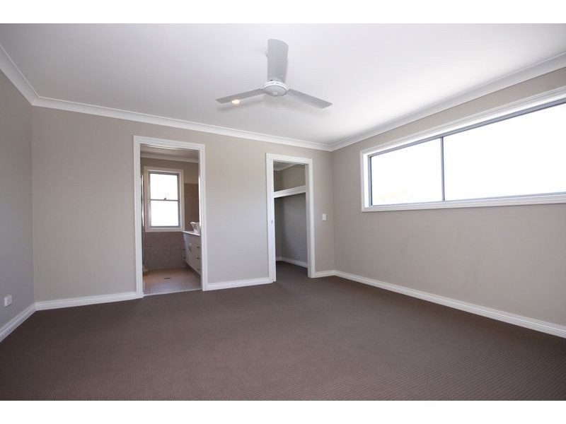 1/13 Andromeda Parade, Robina QLD 4226