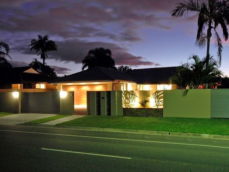 23 Rumrunner Street, Mermaid Waters QLD 4218