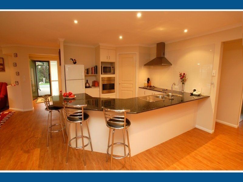 13 York Creek Cr, Reedy Creek QLD 4227