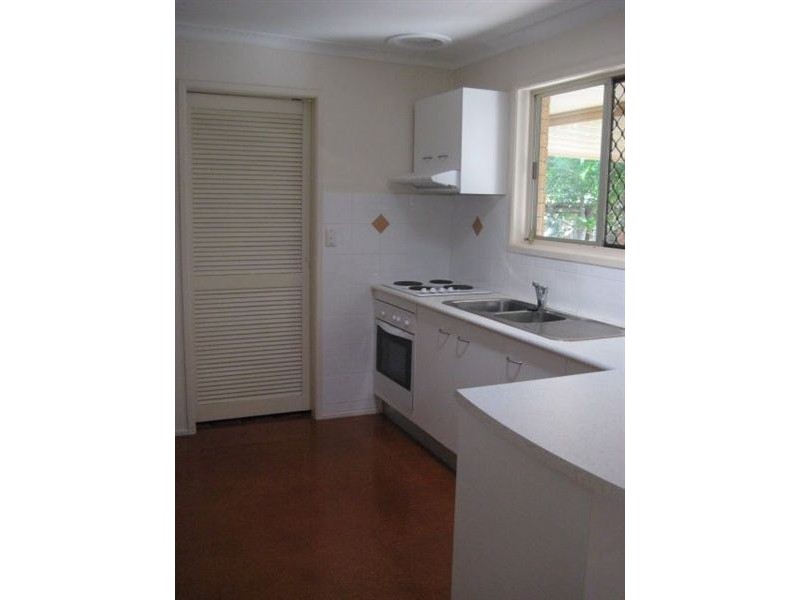 16 Adams Avenue, Miami QLD 4220