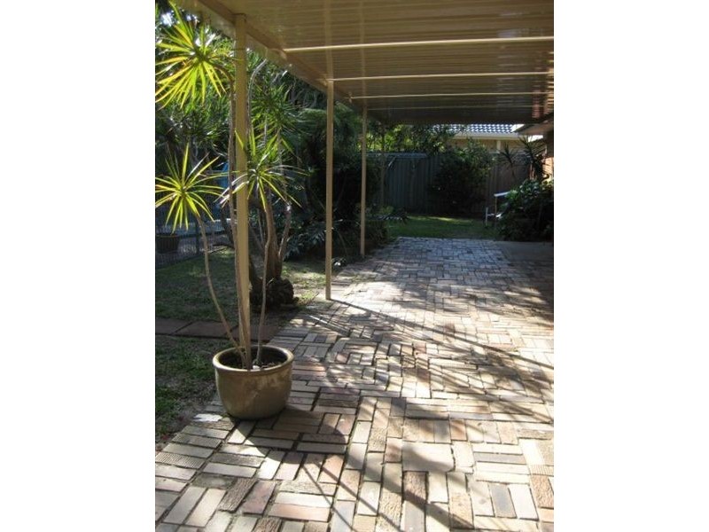 16 Adams Avenue, Miami QLD 4220