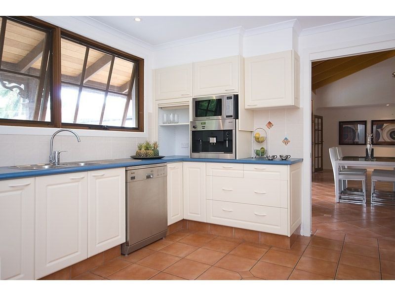 333 Monaco Street, Broadbeach Waters QLD 4218
