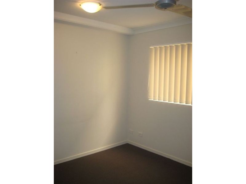 6/8-12 Proud Street, Labrador QLD 4215