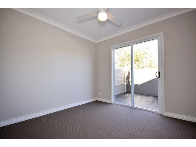 1/11 Andromeda Parade, Robina QLD 4226