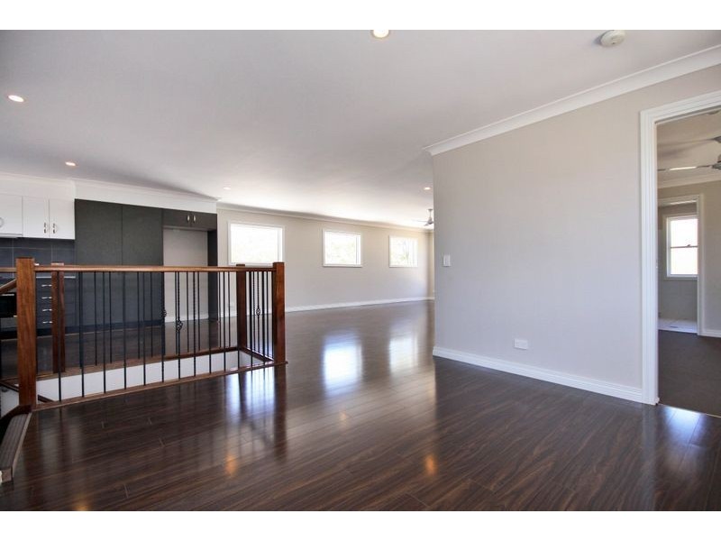 1/11 Andromeda Parade, Robina QLD 4226