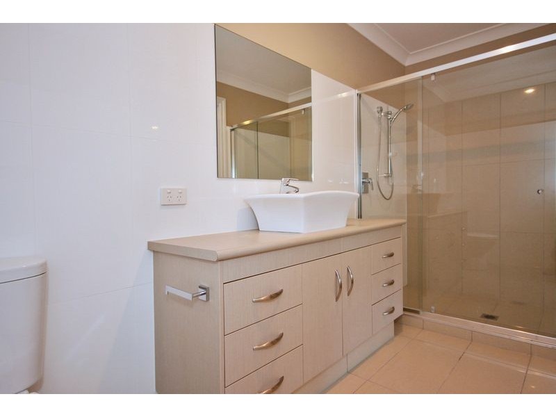 4/11 Andromeda Parade, Robina QLD 4226
