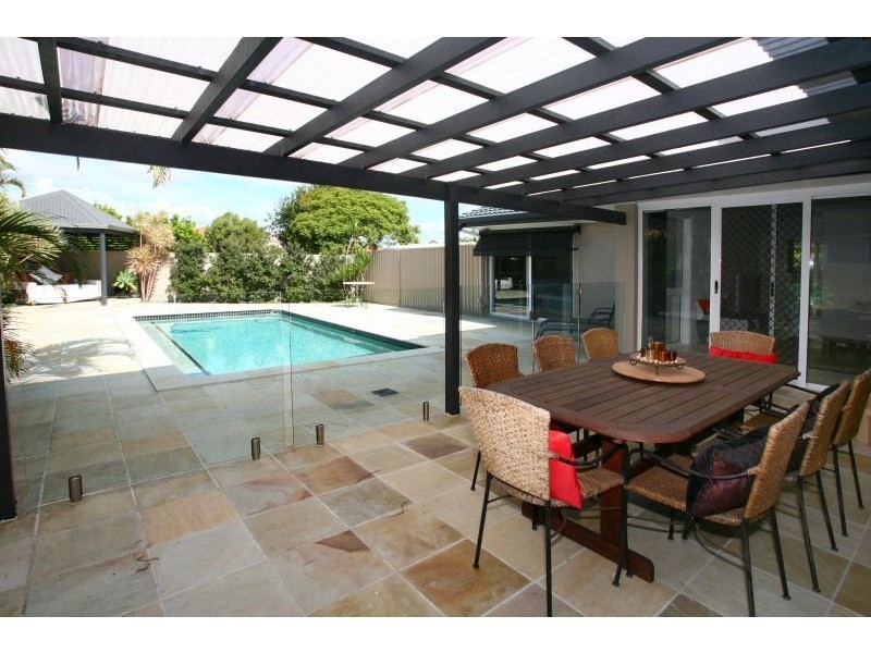 140 Santa Cruz Boulevard, Clear Island Waters QLD 4226