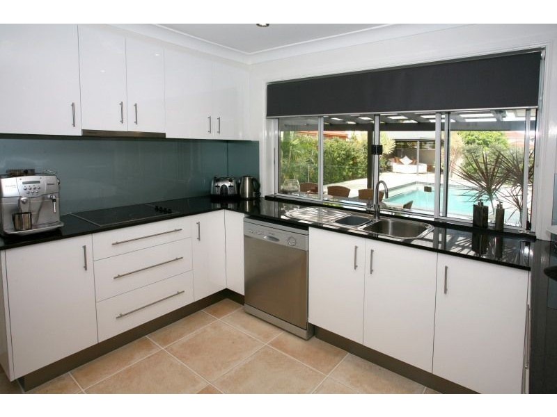 140 Santa Cruz Boulevard, Clear Island Waters QLD 4226