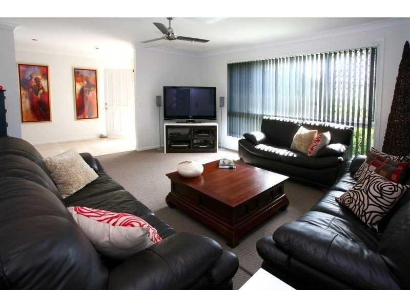 140 Santa Cruz Boulevard, Clear Island Waters QLD 4226