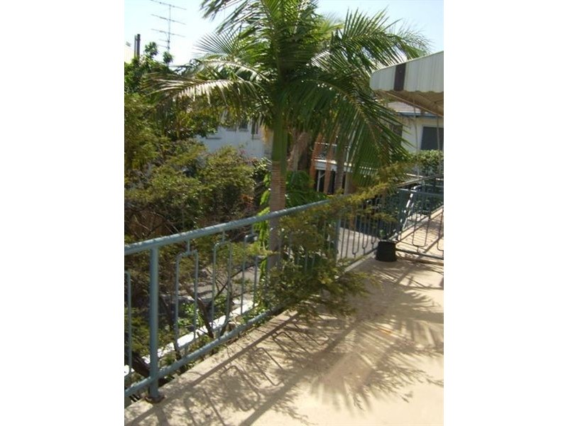 2/7 Mermaid Avenue, Mermaid Beach QLD 4218