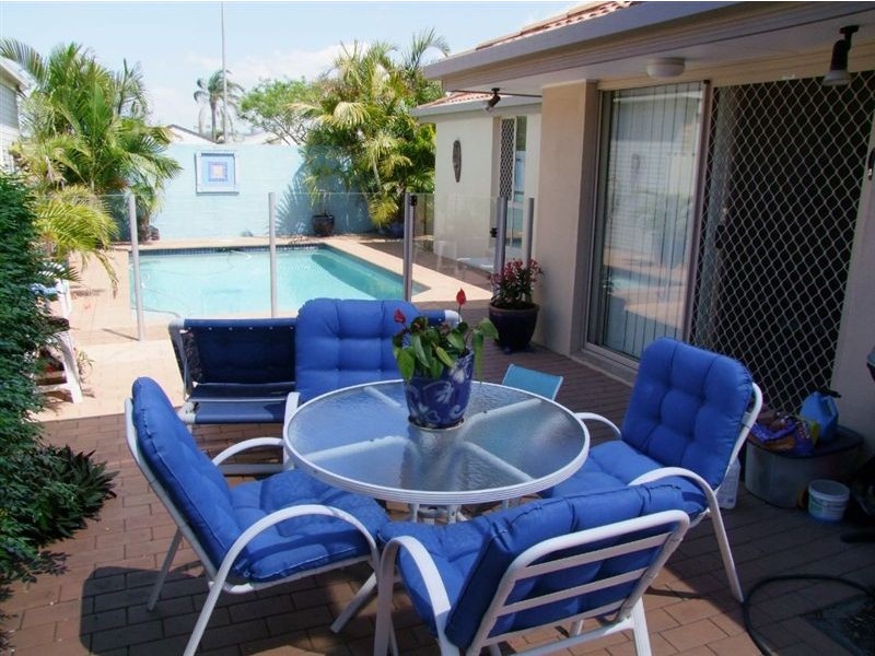 34 Massachusetts Court, Varsity Lakes QLD 4227