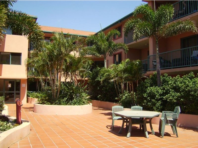 25/2340 Gold Coast Highway, Mermaid Beach QLD 4218