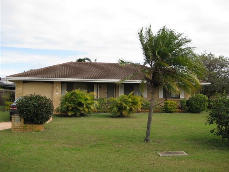 92 Sovereign Drive, Mermaid Waters QLD 4218