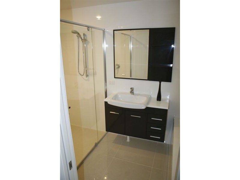 11 John Francis Drive, Carrara QLD 4211