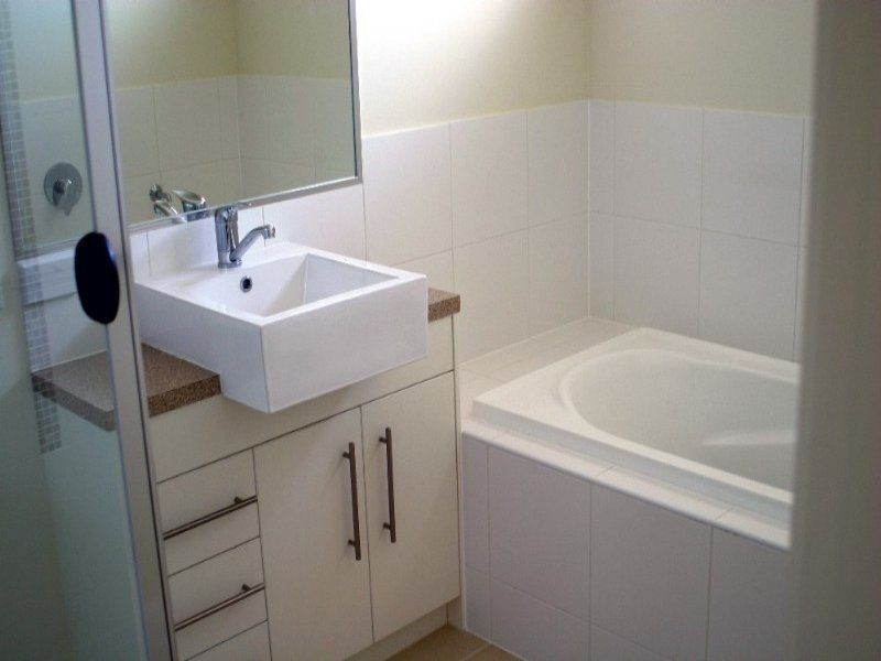 17A Debbie Way, Nerang QLD 4211