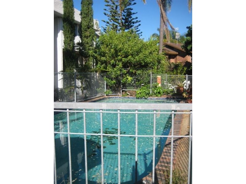 6/10 Duet Drive, Mermaid Waters QLD 4218