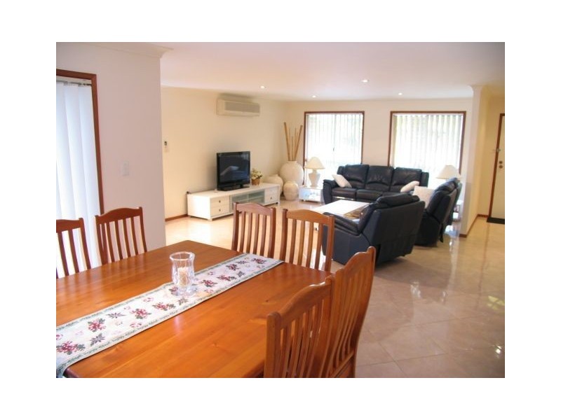 146 Barrier Reef Drive, Mermaid Waters QLD 4218